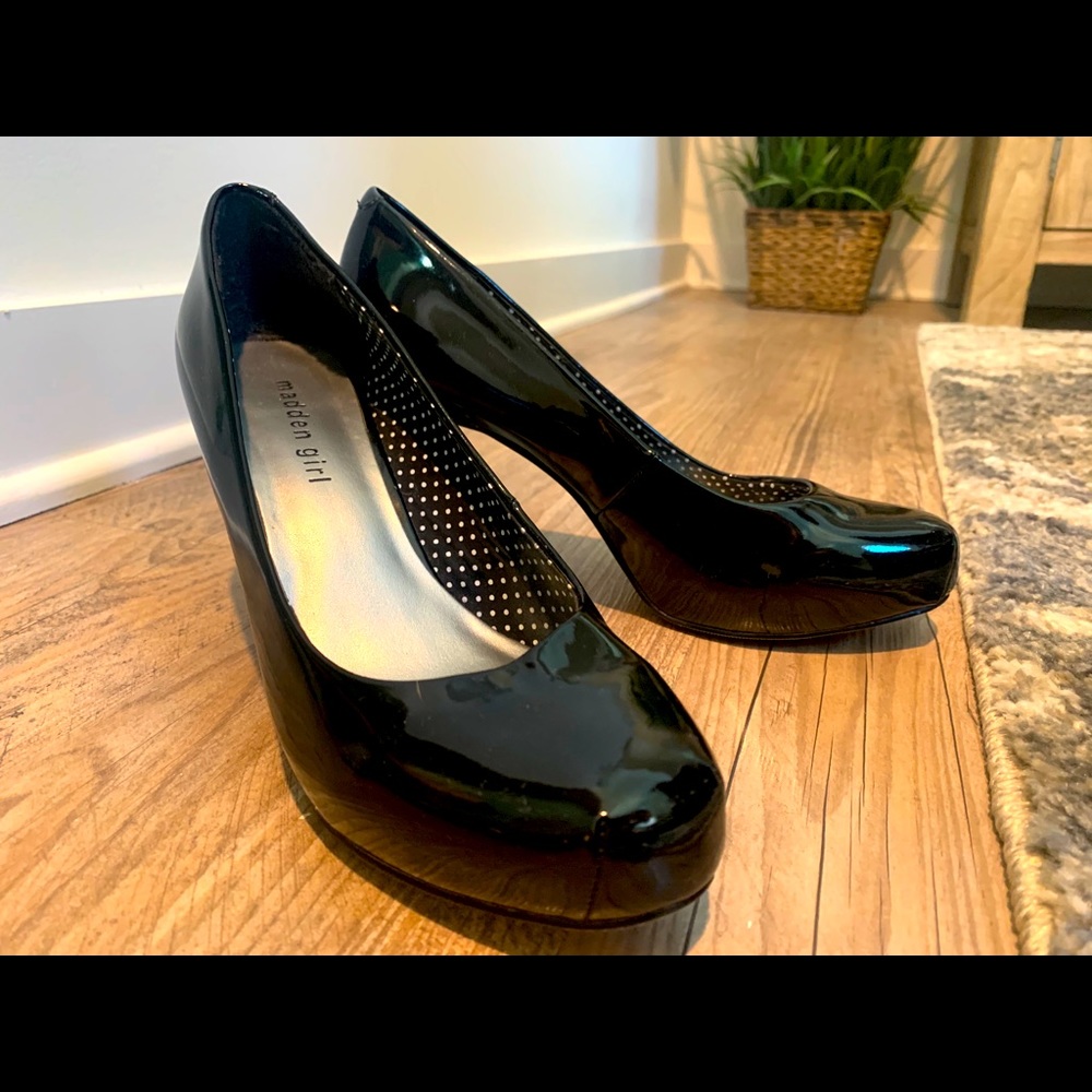 Madden Girl Pumps.